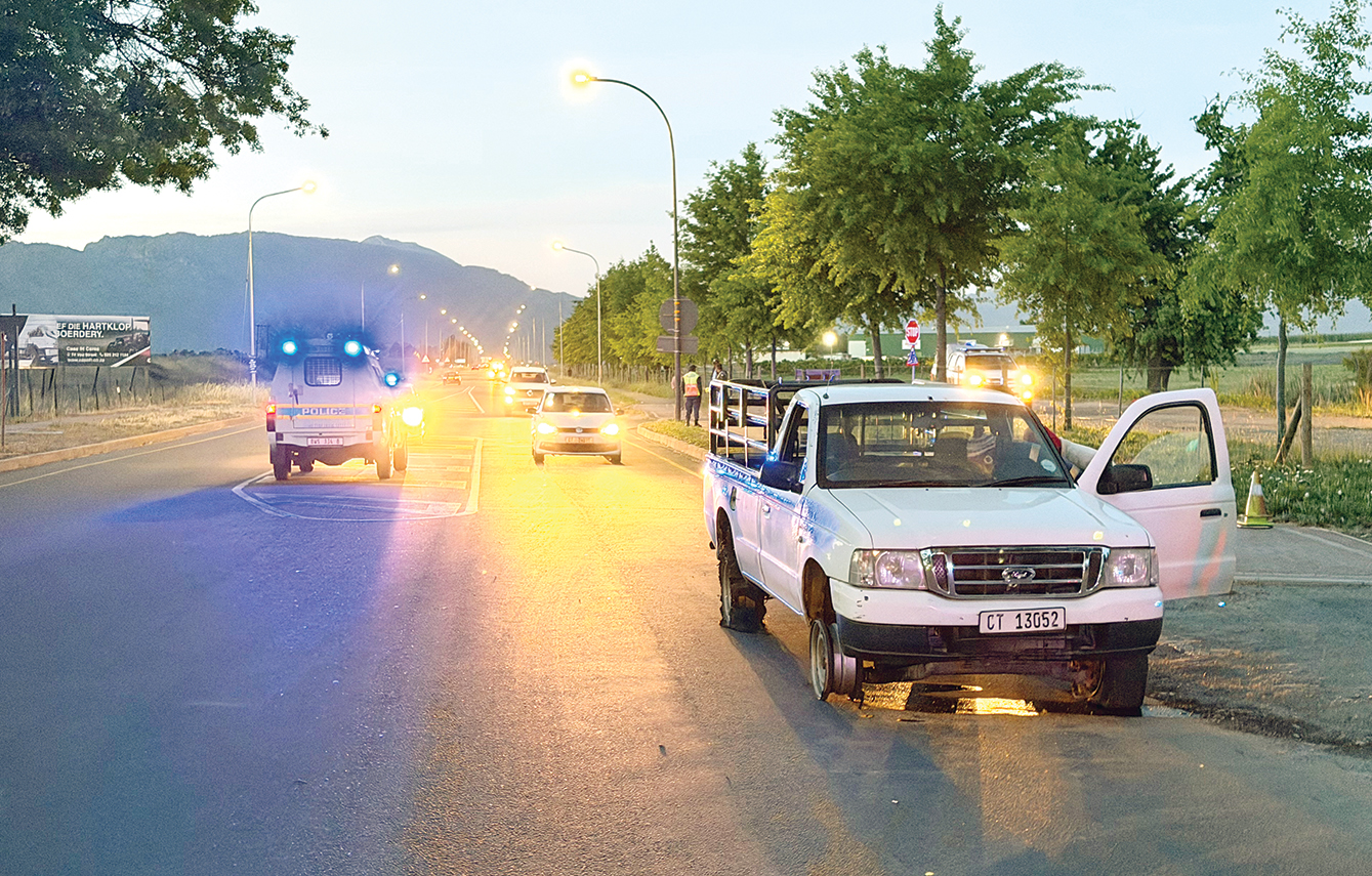 Bestuurder wat vir polisie wegjaag bly in aanhouding